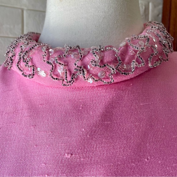 Vintage 1950s 1960s Mod Bubble Gum Pink Mini Shift Dress Embellished Collar - Picture 5 of 13